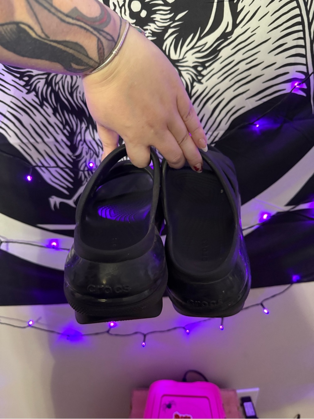 Crocs Platform Sandals - Picture 2 of 3